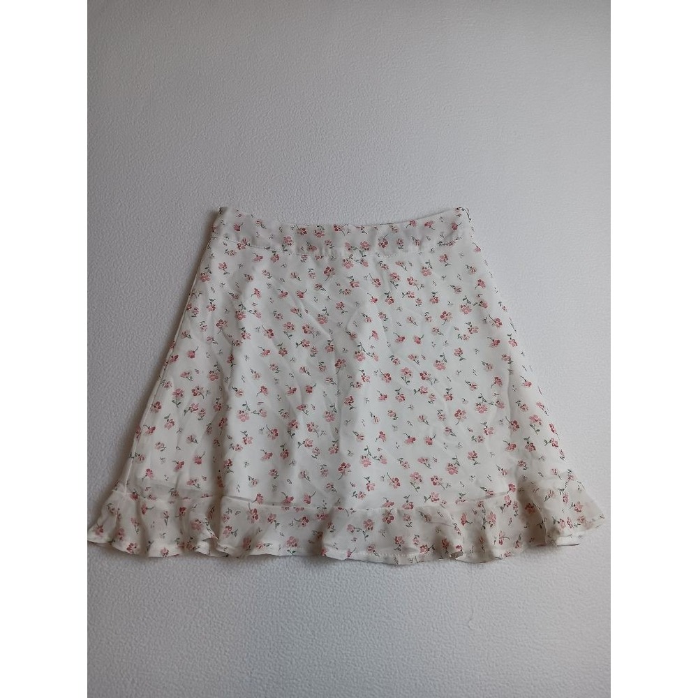 SHEIN Womens XS White Pink Floral Ditsy Ruffle Hem Flowy Mini Skirt Cottagecore